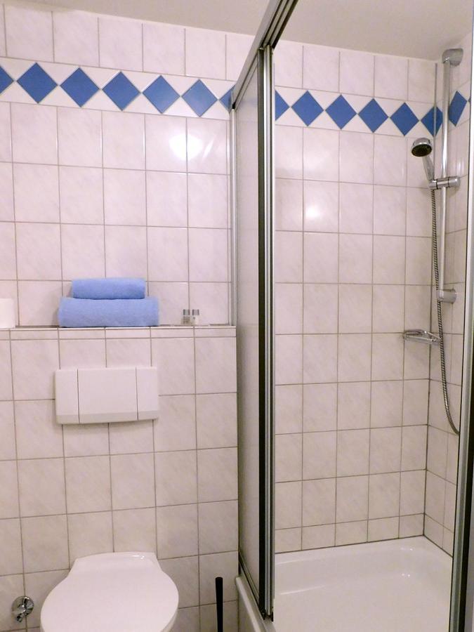 Das Weiss Blaue Haus Hotel Düsseldorf Quarto foto